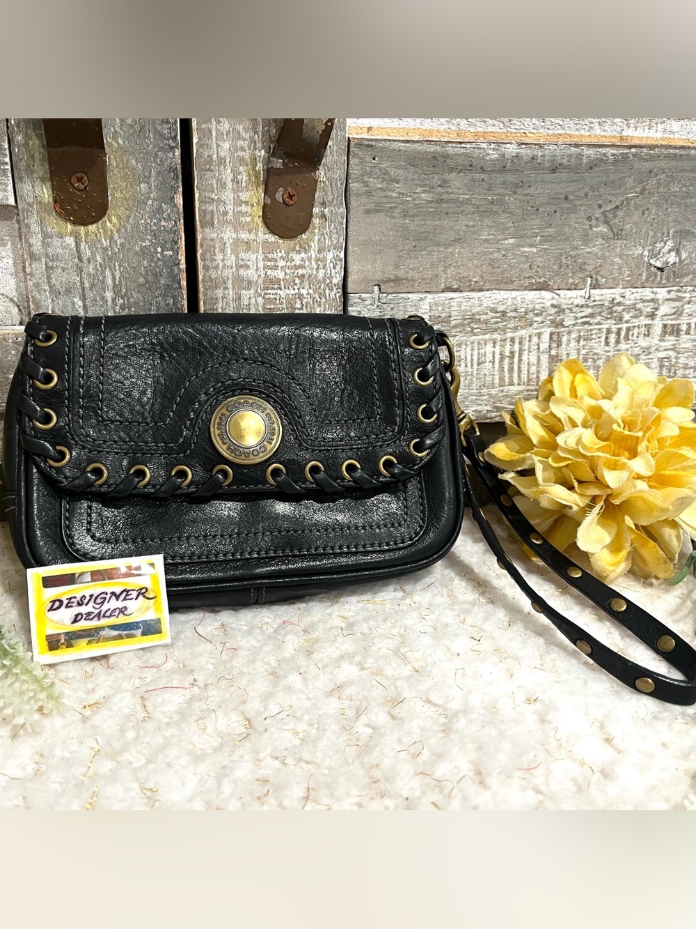 COACH Vintage Chelsea Studded Whipstitch Wristlet Black RARE! 🌟